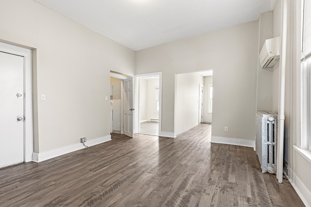 2 bed, 1 bath apartment for rent at 47 Appleton St Unit 2, Quincy — photo 4 of 10