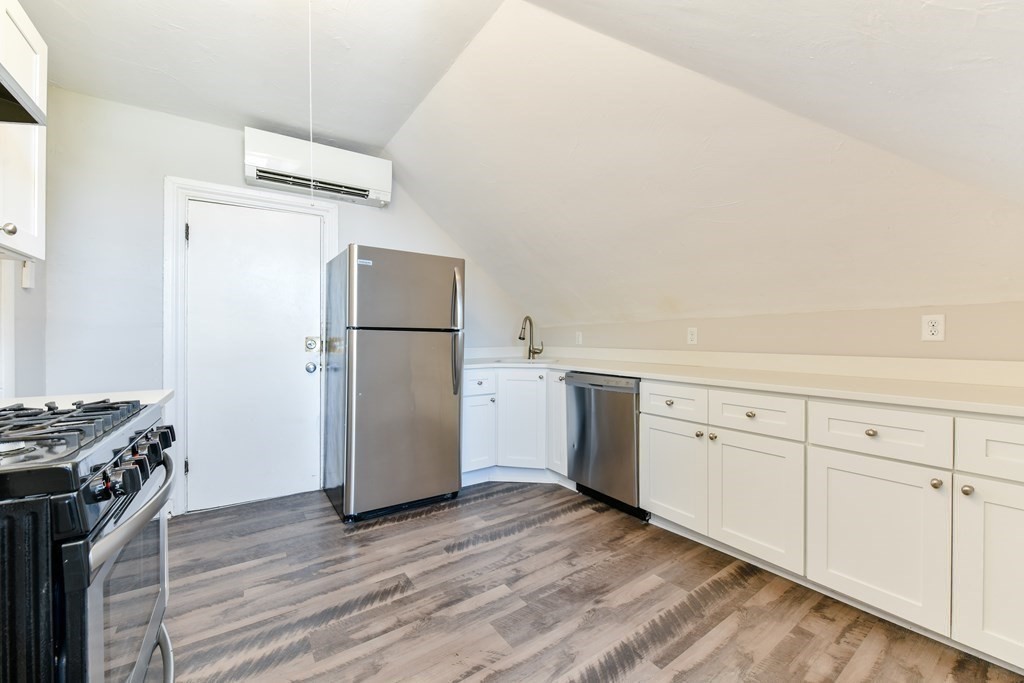 Studio bed, 1 bath apartment for rent at 47 Appleton St Unit 6, Quincy — photo 3 of 8