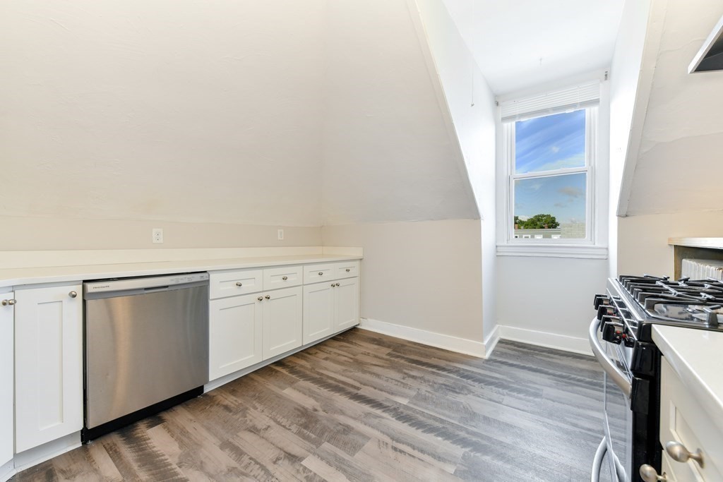 Studio bed, 1 bath apartment for rent at 47 Appleton St Unit 6, Quincy — photo 2 of 8