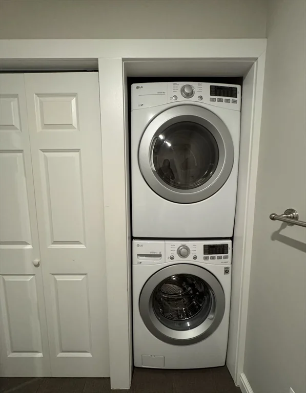 1 bed, 1 bath apartment for rent at 47 Bay State Rd Unit 4R, Fenway — photo 4 of 8