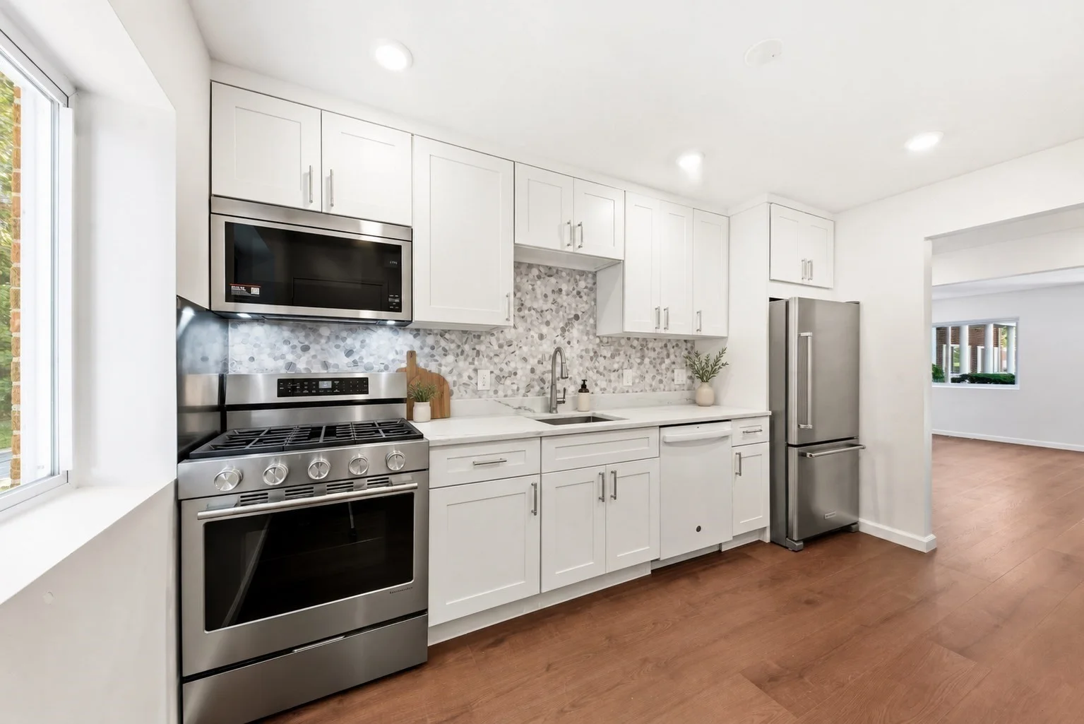 1 bed, 1 bath apartment for rent at 47 Bayberry Dr Unit 2, Sharon — photo 3 of 11