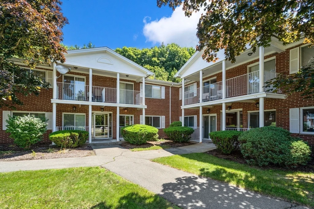1 bed, 1 bath apartment for rent at 47 Bayberry Dr Unit 2, Sharon — photo 19 of 23