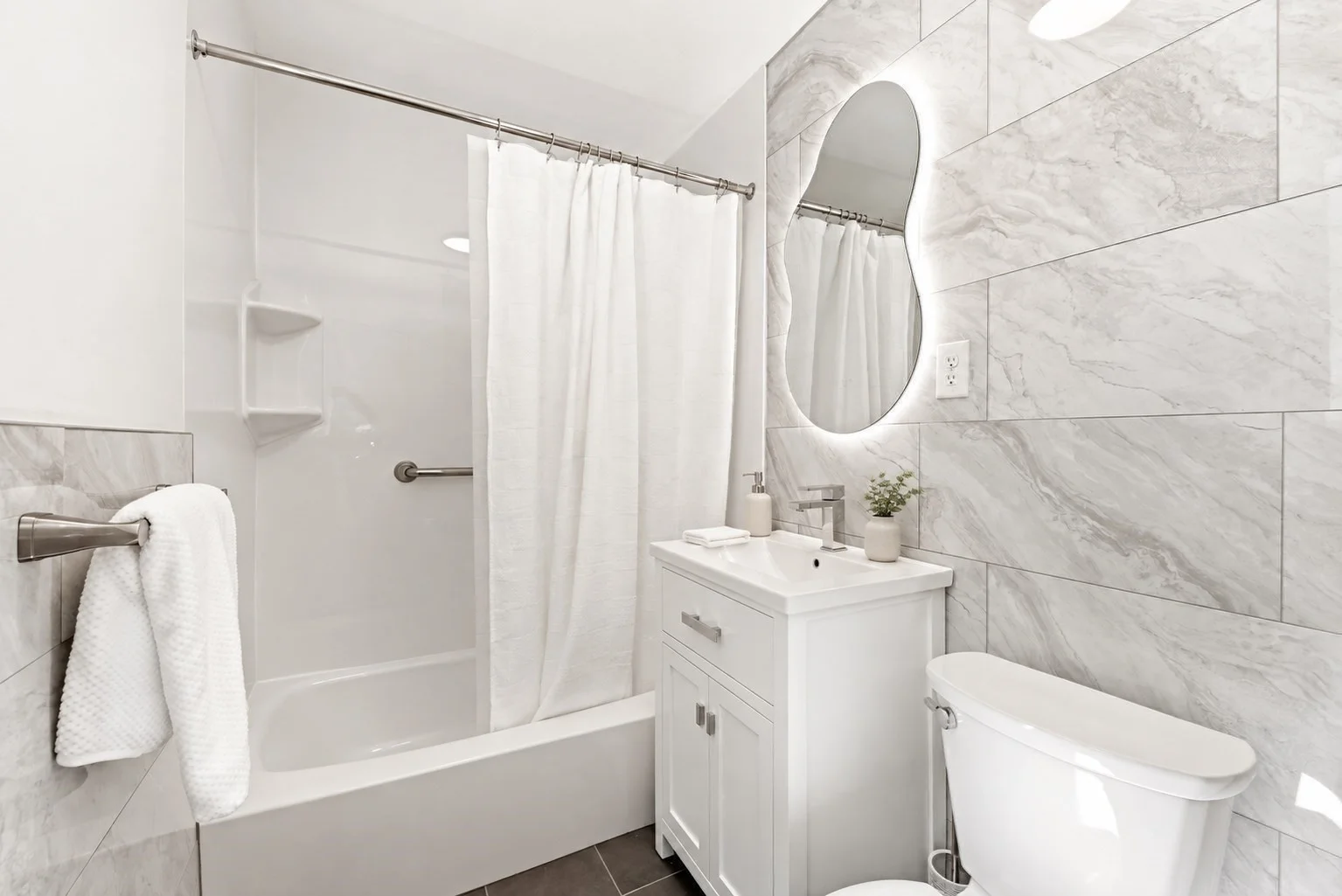 1 bed, 1 bath apartment for rent at 47 Bayberry Dr Unit 2, Sharon — photo 9 of 11