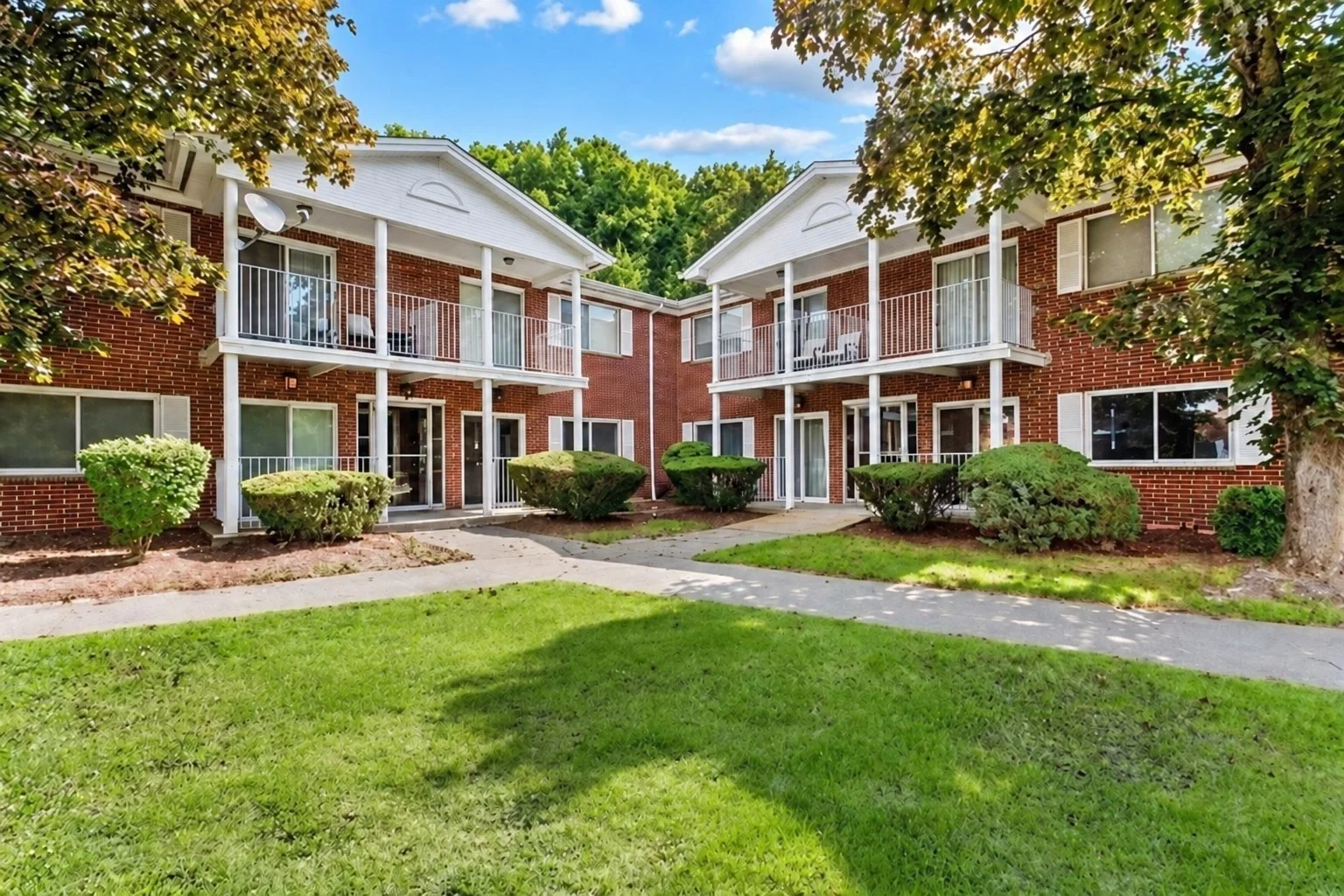 1 bed, 1 bath apartment for rent at 47 Bayberry Dr Unit 2, Sharon