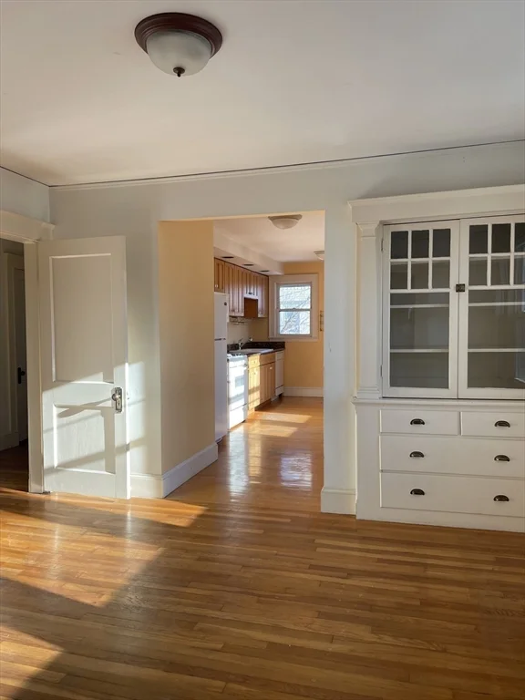 2 bed, 1 bath apartment for rent at 47 Berwick St Unit Unit 2, Belmont — photo 8 of 15