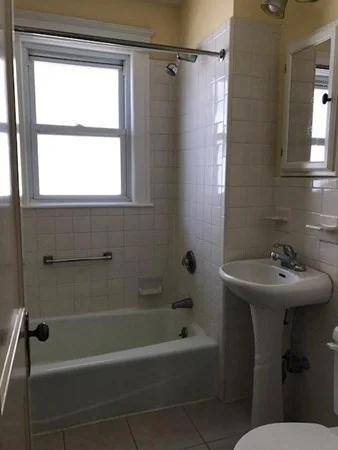 2 bed, 1 bath apartment for rent at 47 Berwick St Unit Unit 2, Belmont — photo 14 of 15