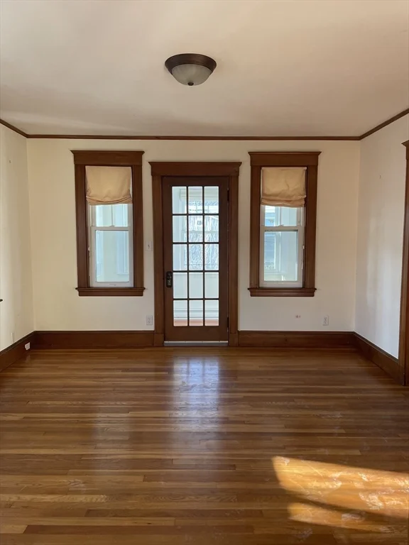 2 bed, 1 bath apartment for rent at 47 Berwick St Unit Unit 2, Belmont — photo 5 of 15