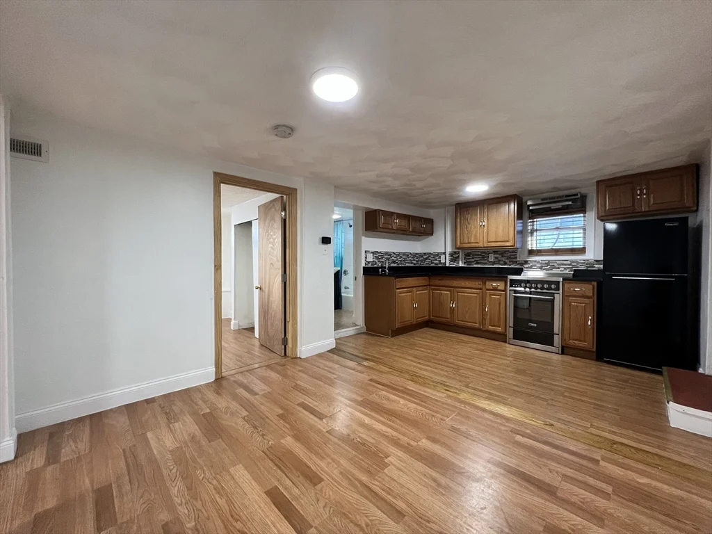 2 bed, 1 bath apartment for rent at 47 Bickford Unit B, Revere — photo 2 of 13