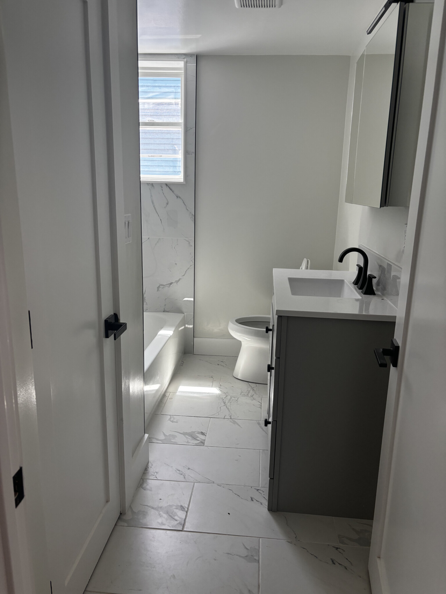 4 bed, 2 bath apartment for rent at 47 Brackett, Brighton — photo 5 of 7