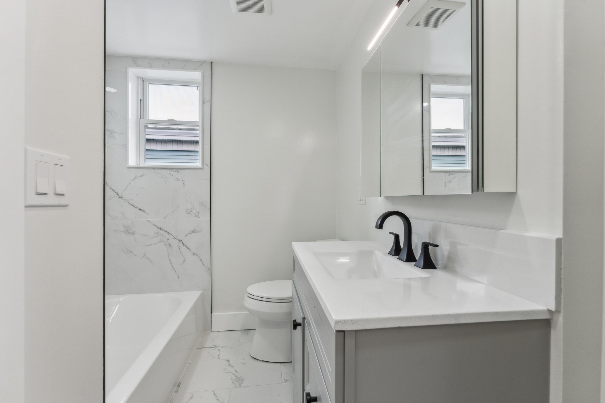 3 bed, 2 bath apartment for rent at 47 Brackett St Unit 1, Oak Square — photo 6 of 12