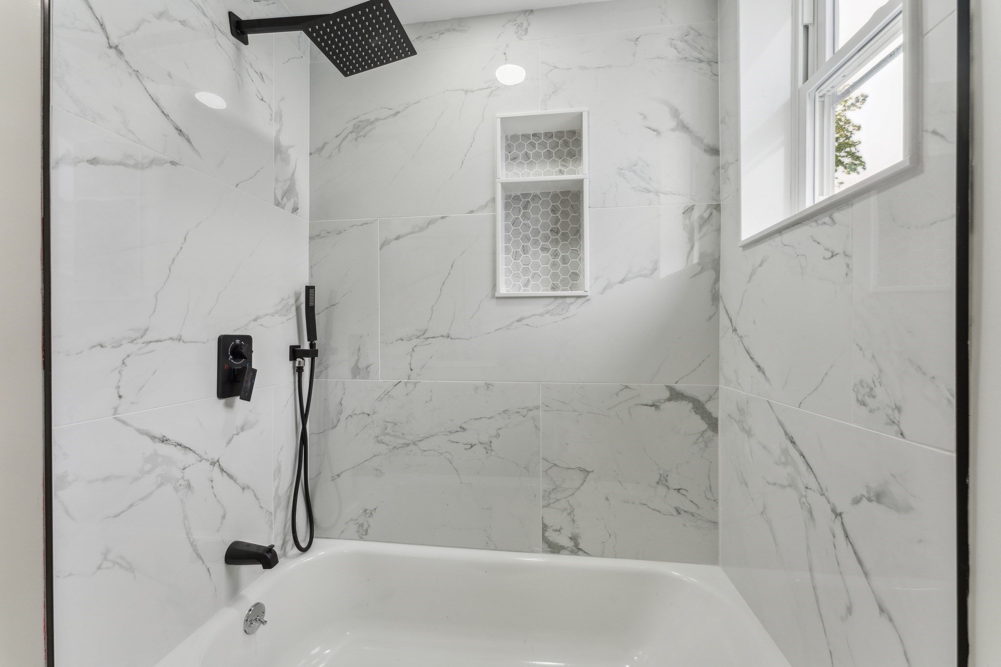 3 bed, 2 bath apartment for rent at 47 Brackett St Unit 1, Oak Square — photo 5 of 12