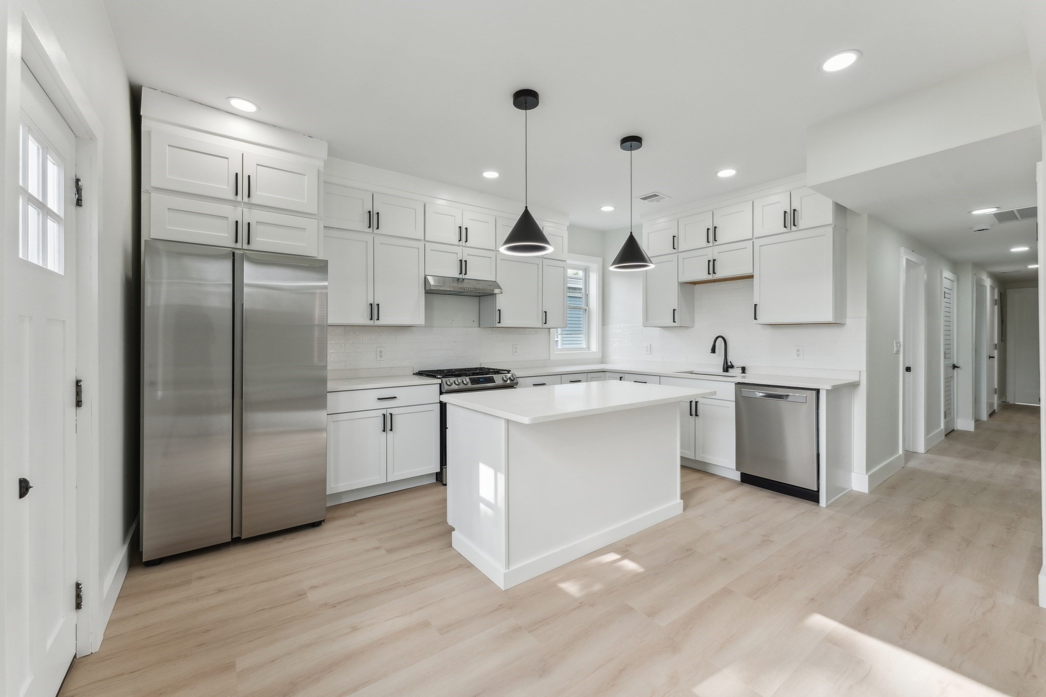 3 bed, 2 bath apartment for rent at 47 Brackett St Unit 1, Oak Square — photo 10 of 12