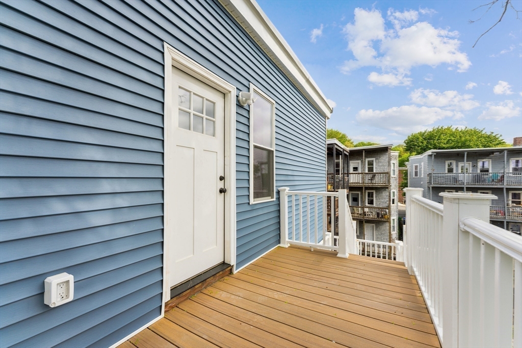 4 bed, 2 bath apartment for rent at 47 Brackett St Unit 2, Oak Square — photo 22 of 23