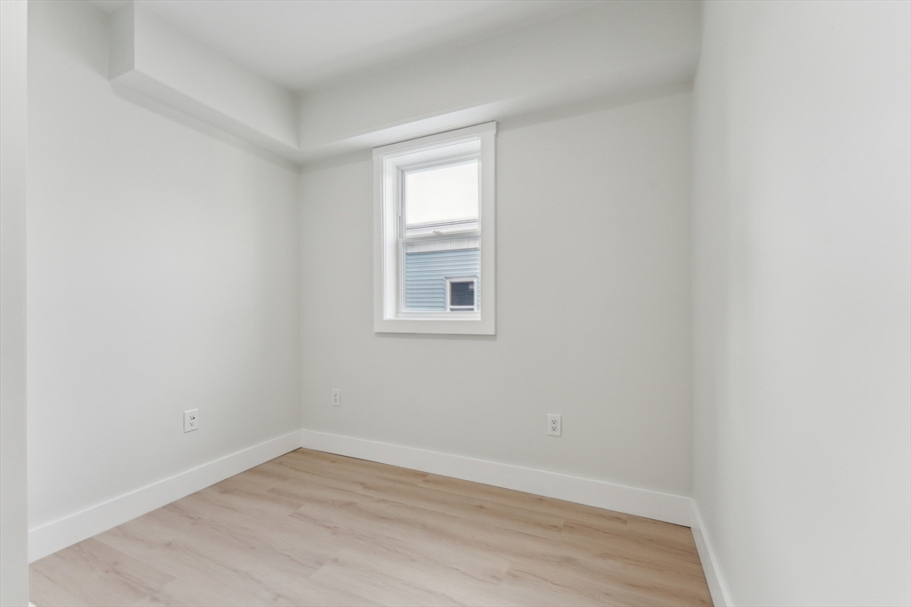 4 bed, 2 bath apartment for rent at 47 Brackett St Unit 2, Oak Square — photo 17 of 23
