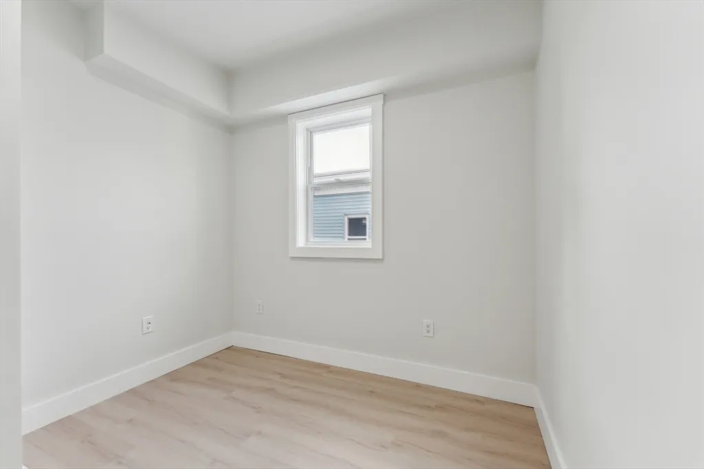 4 bed, 2 bath apartment for rent at 47 Brackett St Unit 3, Oak Square — photo 25 of 34