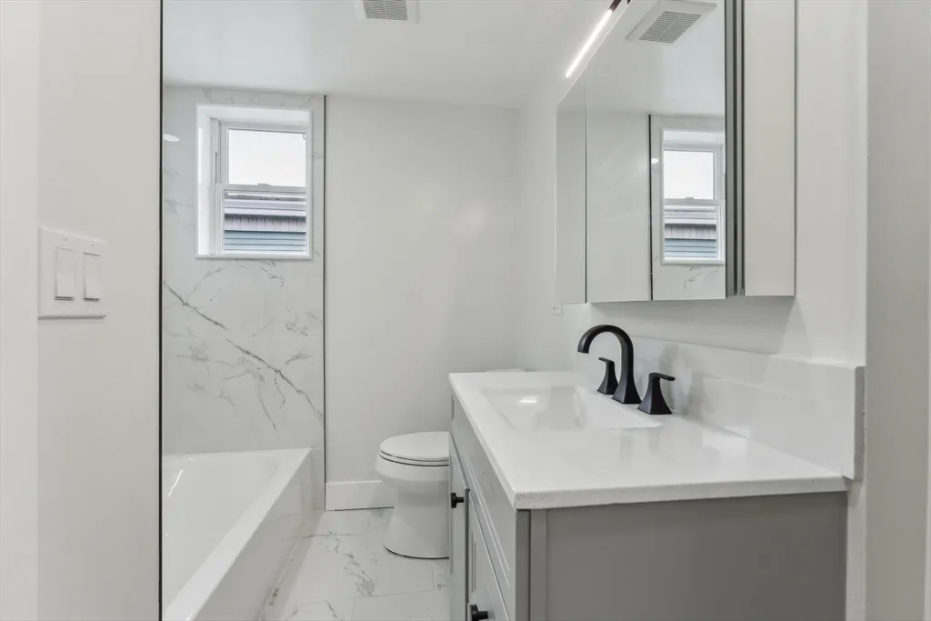 4 bed, 2 bath apartment for rent at 47 Brackett St Unit 3, Oak Square — photo 14 of 34