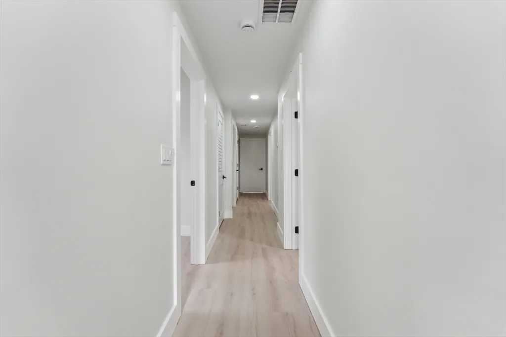 4 bed, 2 bath apartment for rent at 47 Brackett St Unit 3, Oak Square — photo 26 of 34