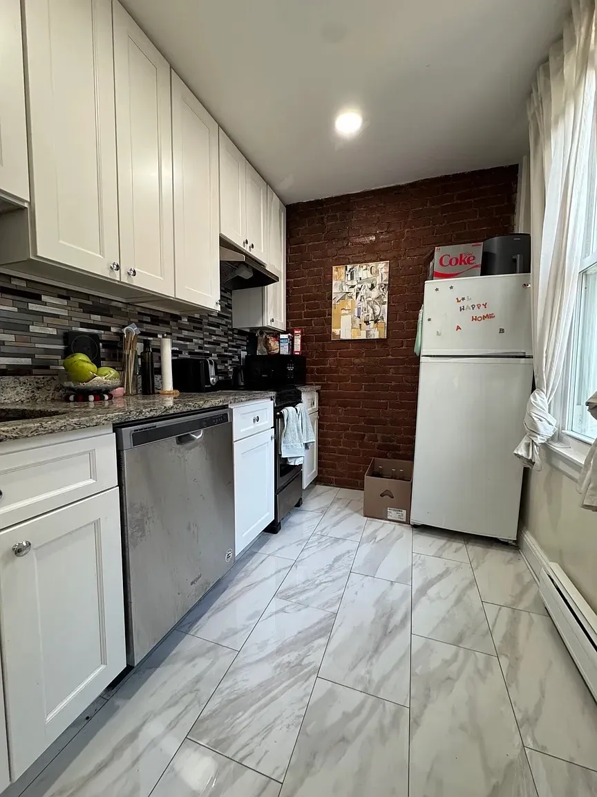 1.5 bed, 1 bath apartment for rent at 47 Cameron St Unit 2, Boylston Street — photo 3 of 9