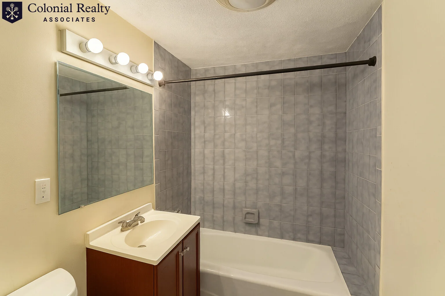 2 bed, 1 bath apartment for rent at 47 Chapman St Unit 47, Watertown — photo 13 of 33