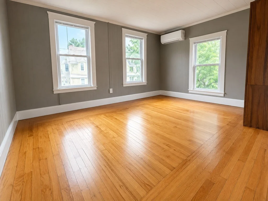 3 bed, 1 bath apartment for rent at 47 Church St Unit 2, Hudson — photo 3 of 26