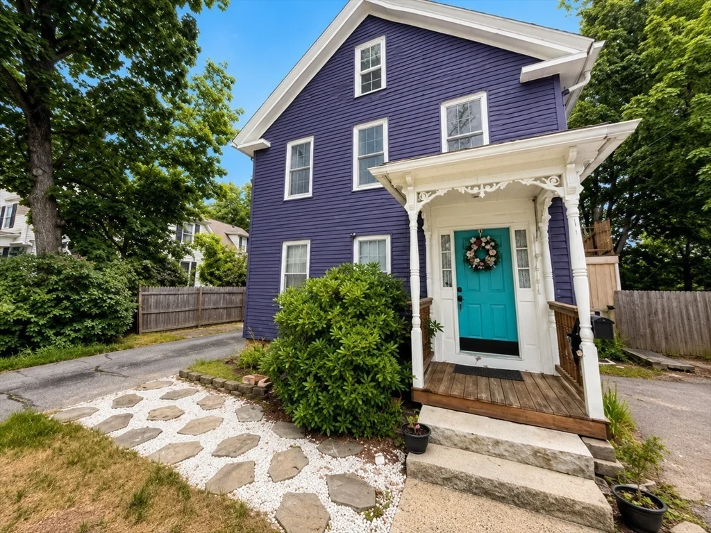 3 bed, 1 bath apartment for rent at 47 Church St Unit 2, Hudson