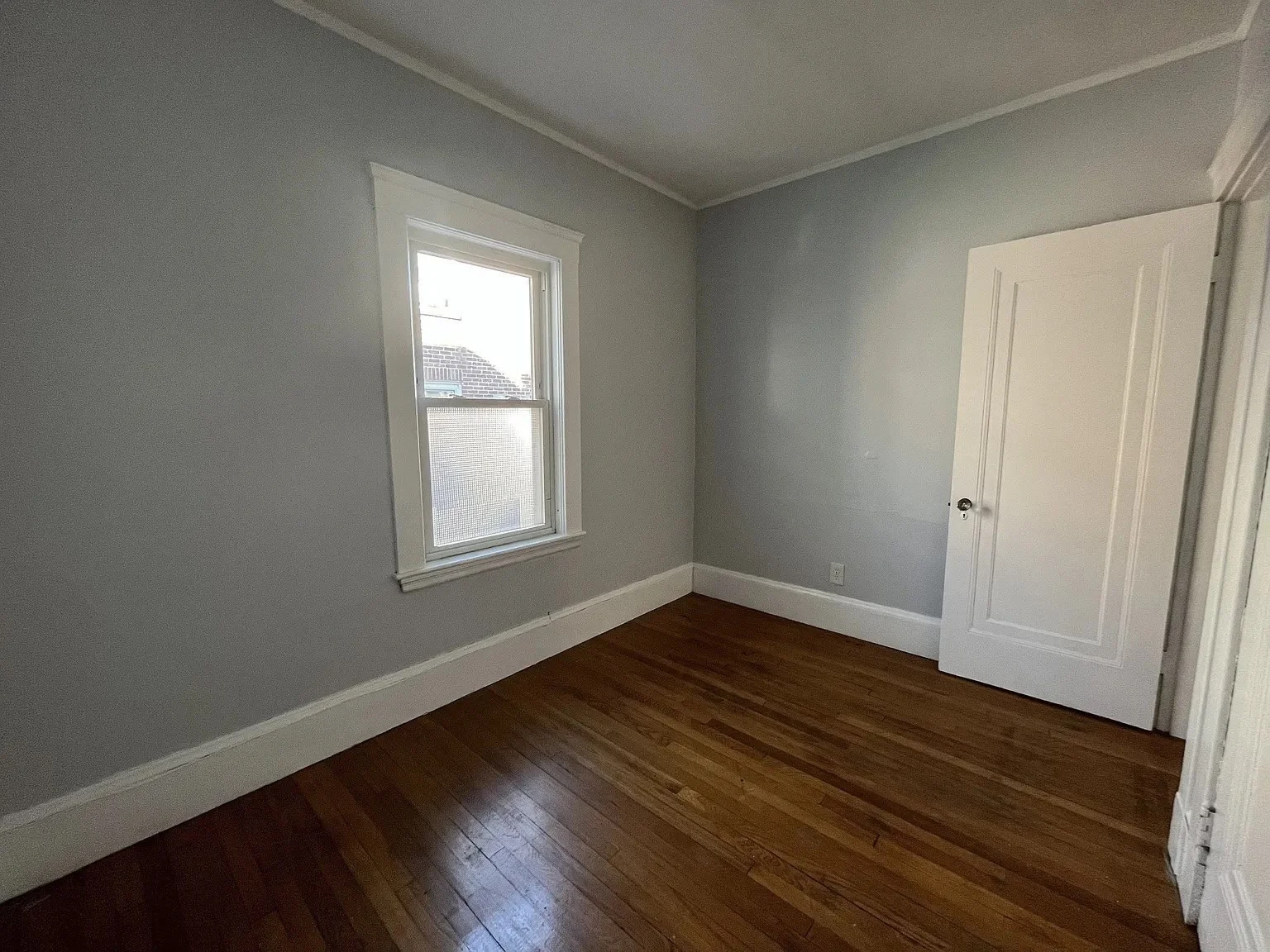 3 bed, 1 bath apartment for rent at 47 Claymoss Rd Unit 1, Brighton — photo 9 of 10