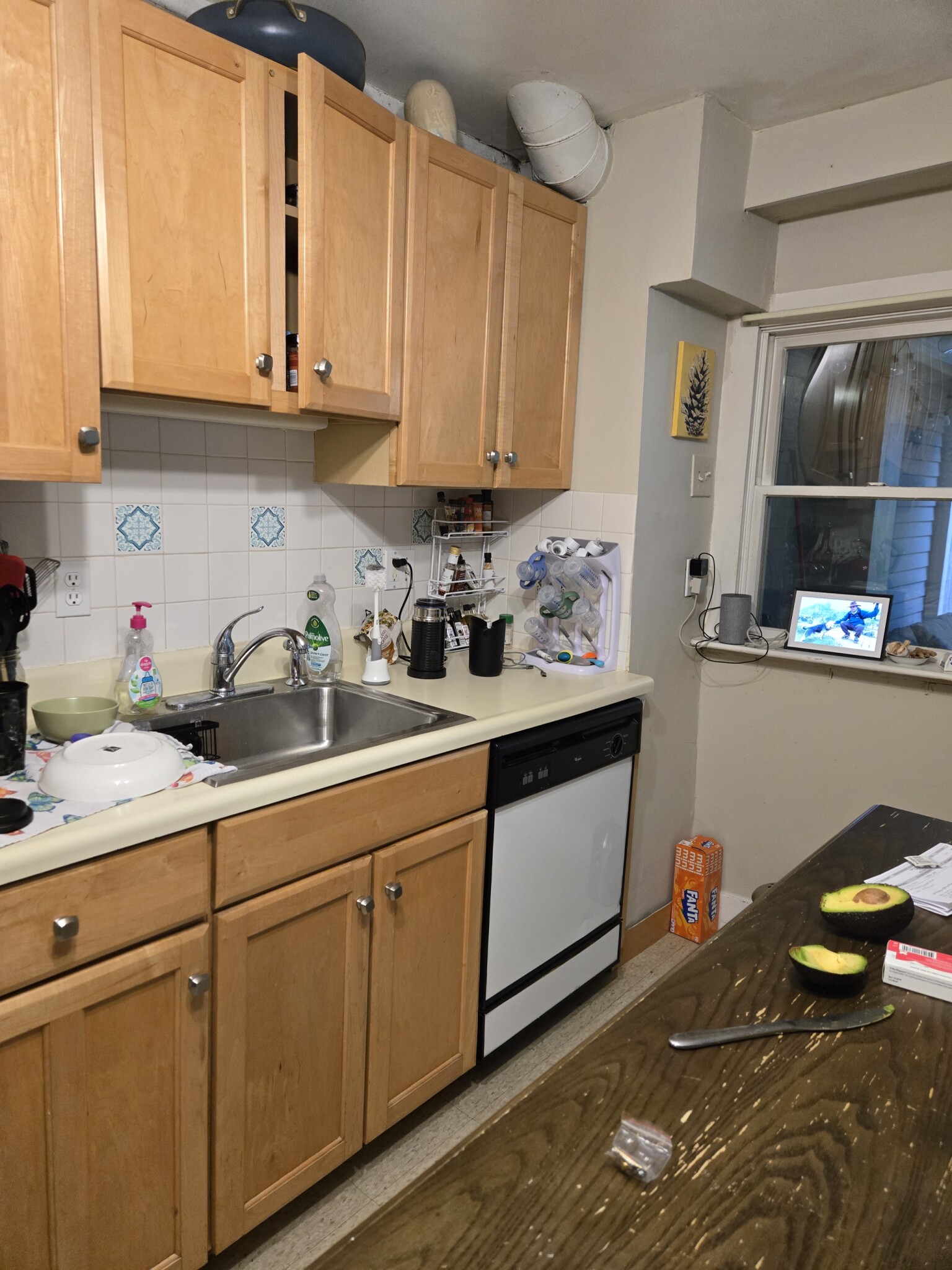 2 bed, 1 bath apartment for rent at 47 Clinton Pl Unit 1, Newton Centre — photo 3 of 31