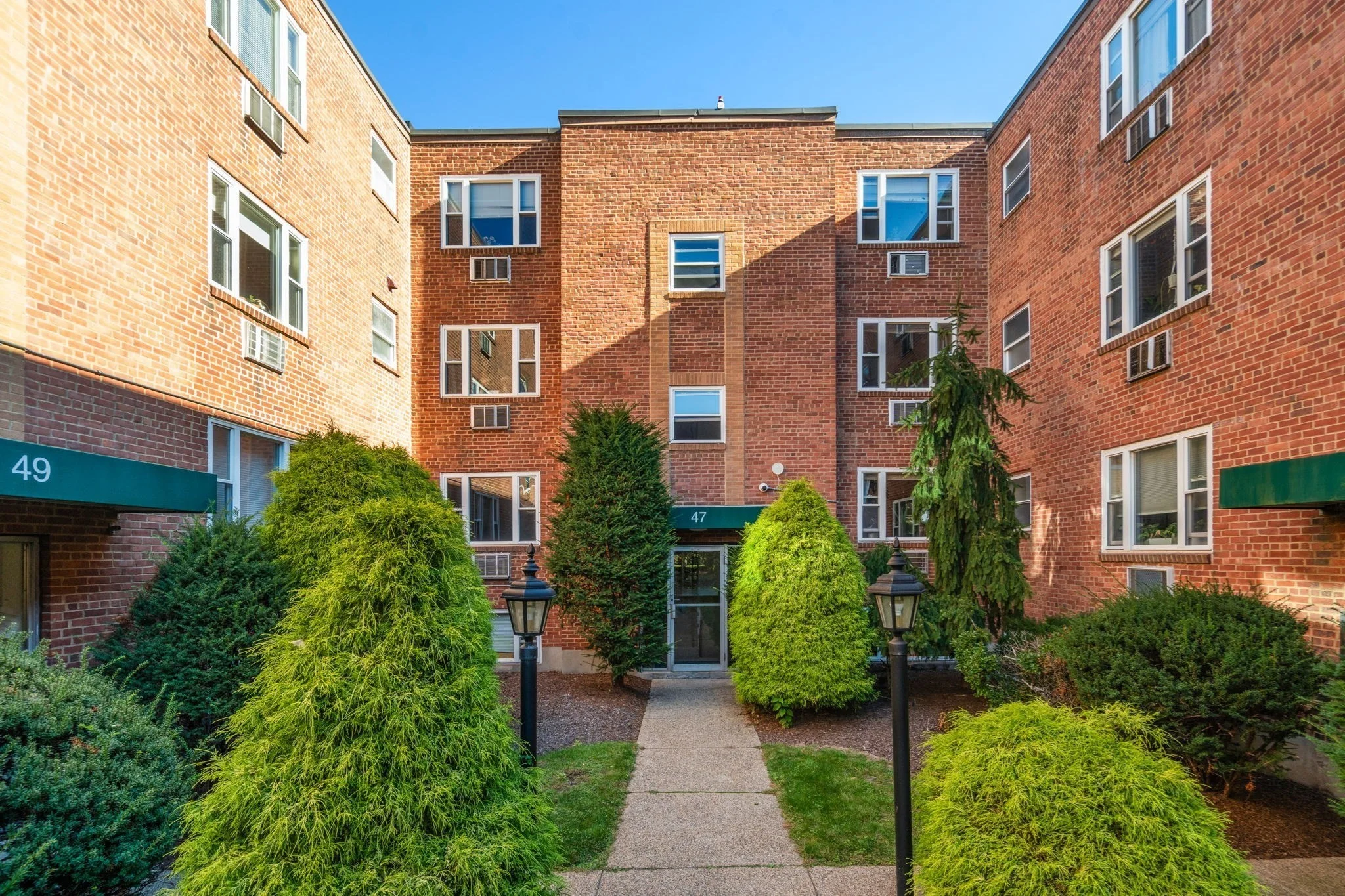 2 bed, 1 bath apartment for rent at 47 Colborne Rd Unit 1, Brighton