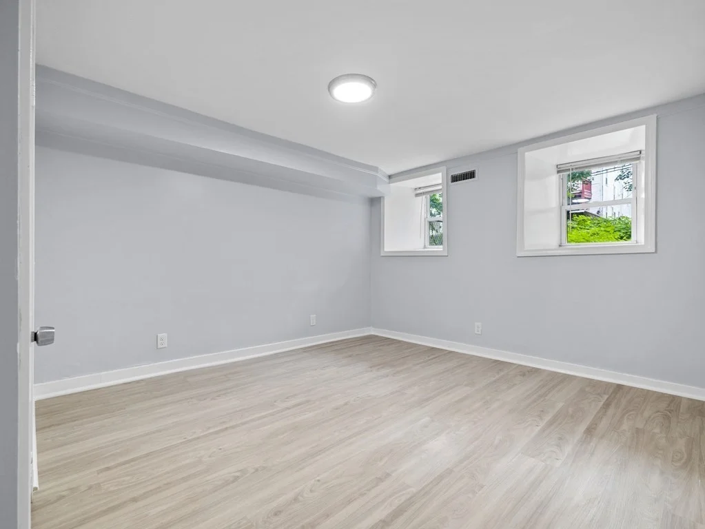 3 bed, 1 bath apartment for rent at 47 Coleman Unit 1, Boston — photo 7 of 10