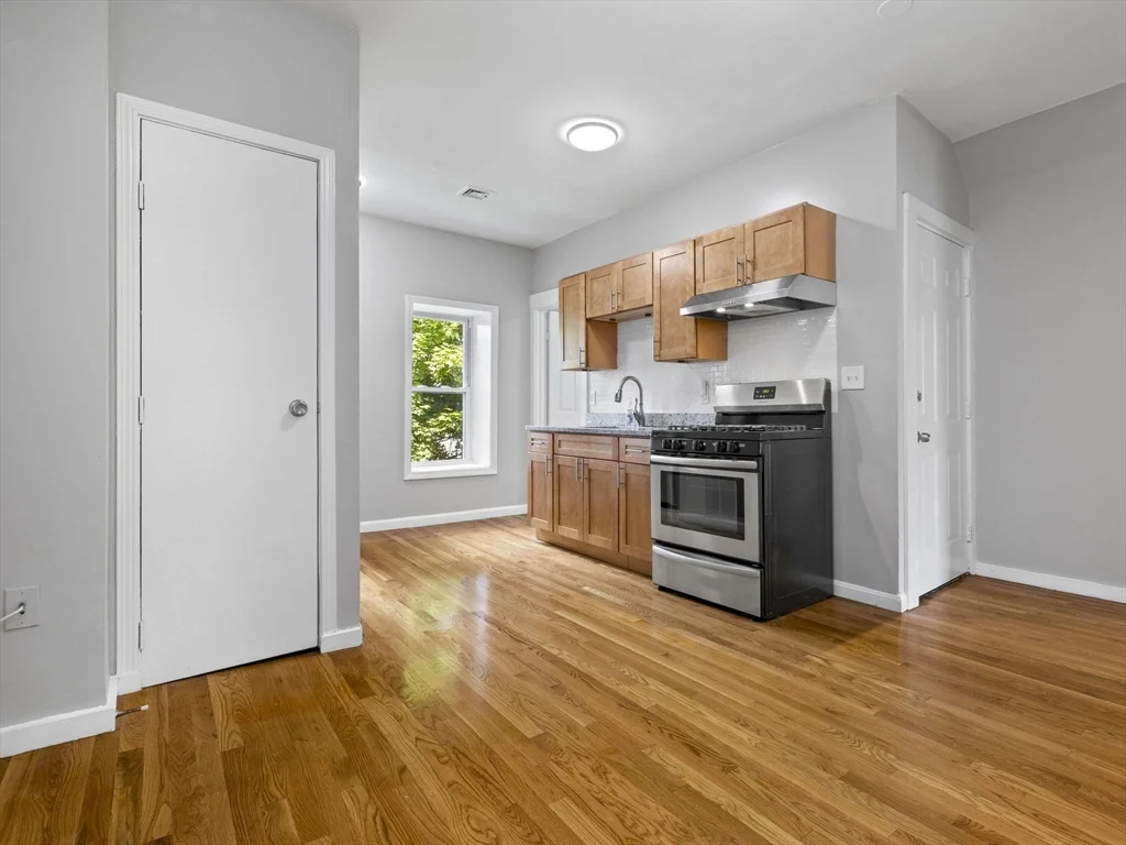 2 bed, 1 bath apartment for rent at 47 Coleman Unit 3, Boston — photo 3 of 8