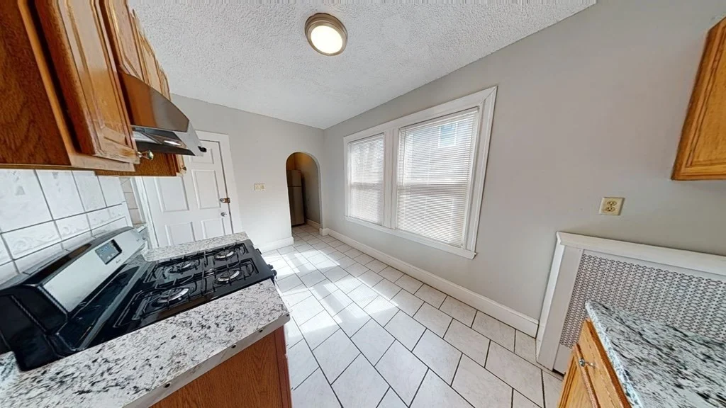 3 bed, 1 bath apartment for rent at 47 Crawford St Unit 2, Boston — photo 2 of 33