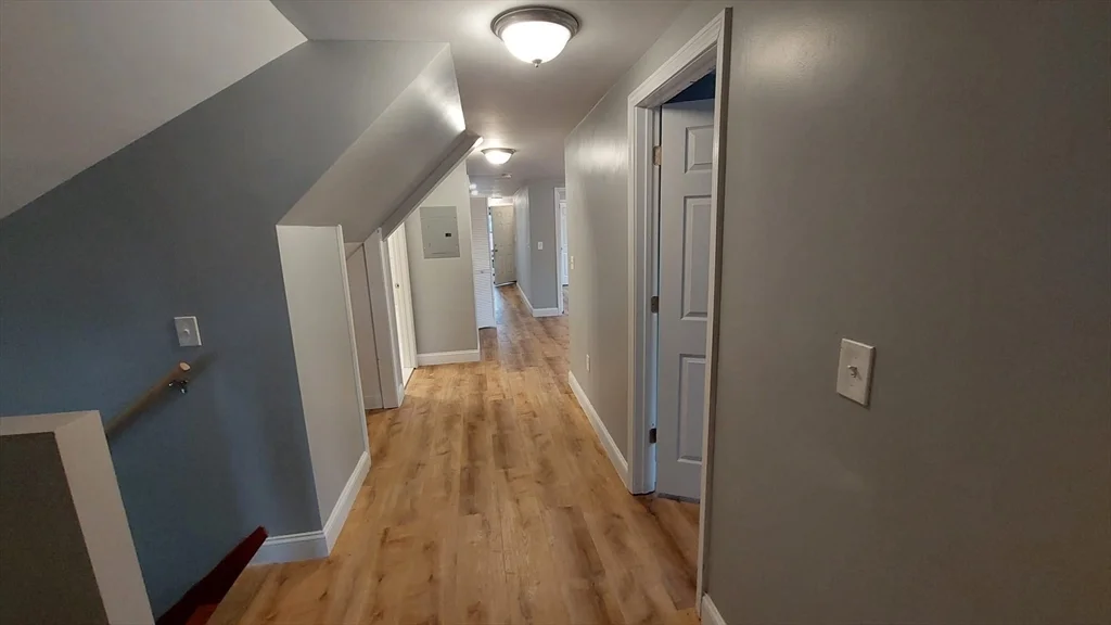 3 bed, 1 bath apartment for rent at 47 Dale St Unit 3, Roxbury — photo 6 of 14