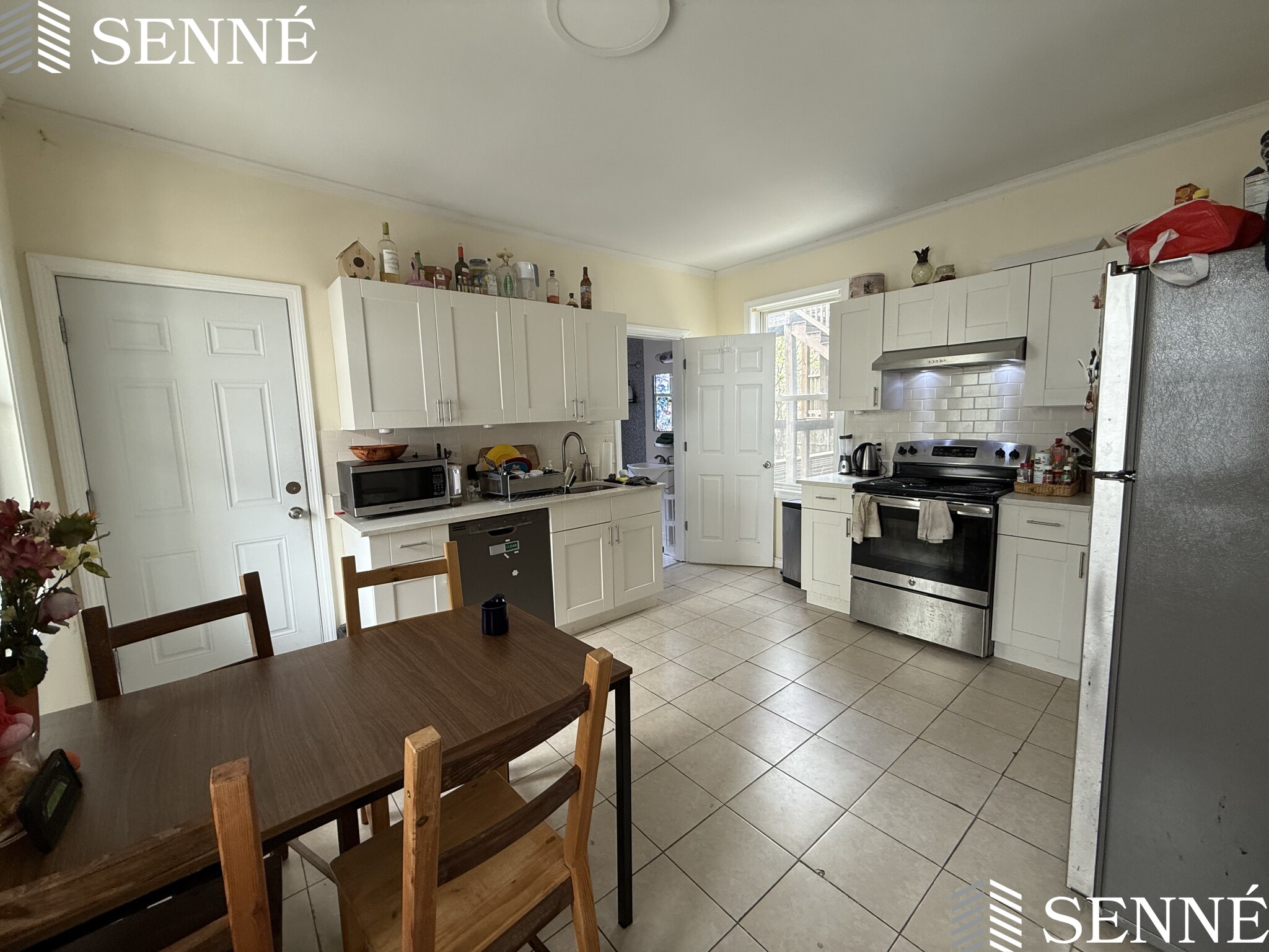 4 bed, 3 bath apartment for rent at 47 Dane St Unit 11, Ward Two — photo 2 of 27