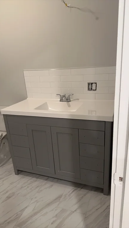 3 bed, 2 bath apartment for rent at 47 Dighton Unit 1, Brighton — photo 6 of 21