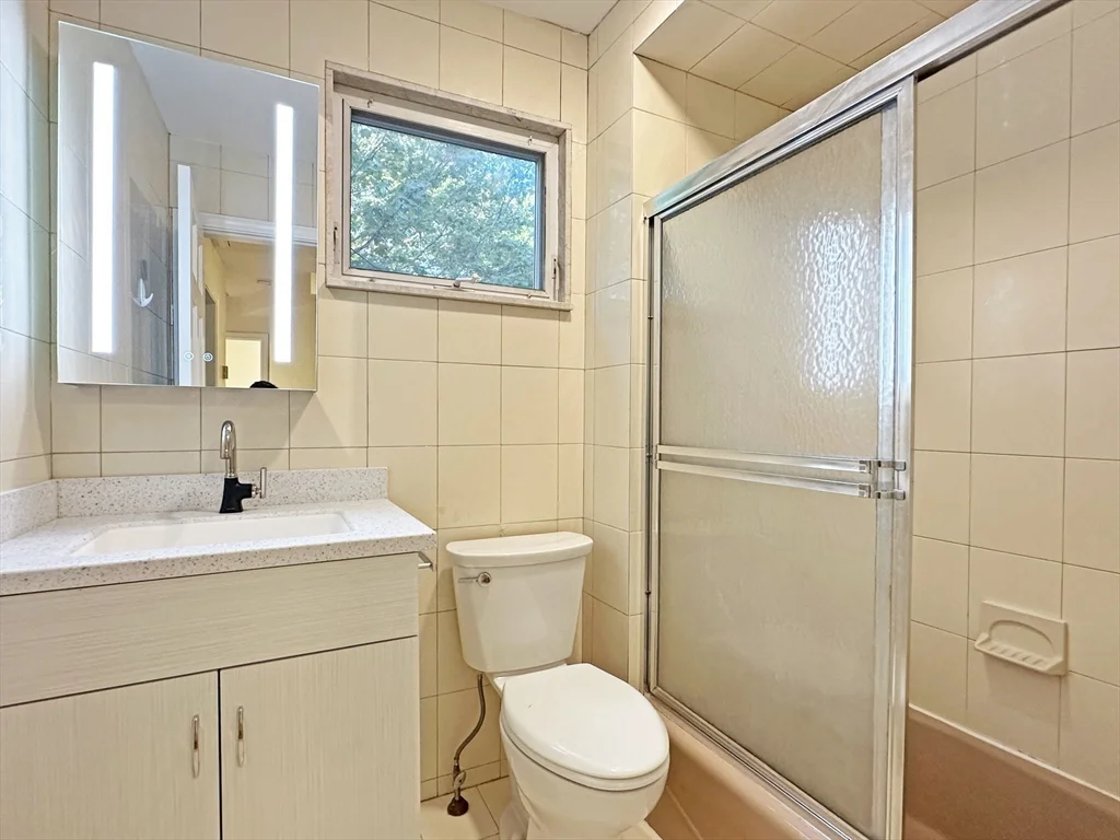 3 bed, 2 bath apartment for rent at 47 Eddy St Unit 47, West Newton — photo 16 of 18