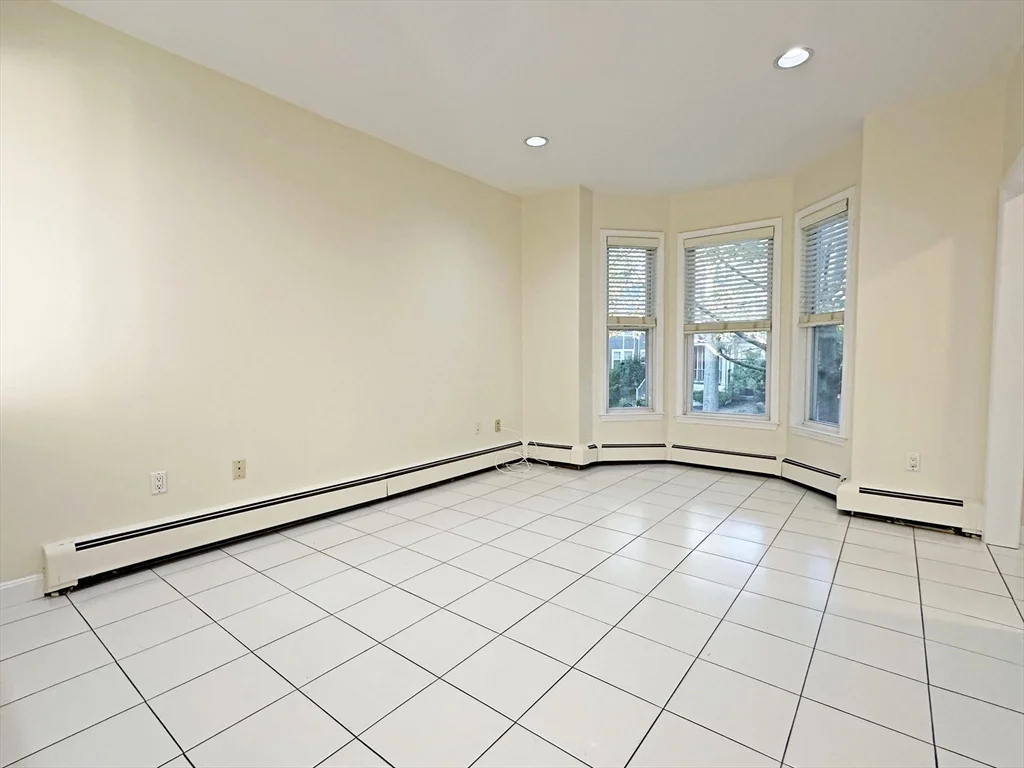 3 bed, 2 bath apartment for rent at 47 Eddy St Unit 47, West Newton — photo 10 of 18