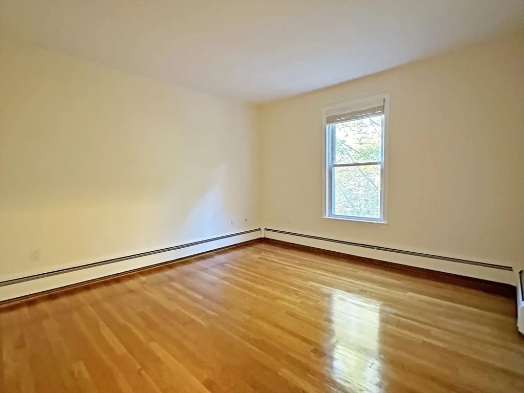 3 bed, 2 bath apartment for rent at 47 Eddy St Unit N/A, West Newton — photo 13 of 17