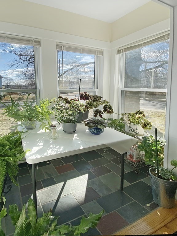 2 bed, 1.5 bath apartment for rent at 47 Elm St Unit 47, Woburn — photo 6 of 15