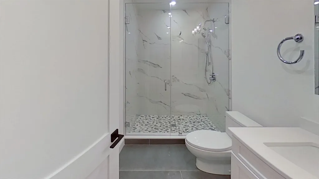 3 bed, 2 bath apartment for rent at 47 Englewood Ave Unit 1, Brighton — photo 5 of 5