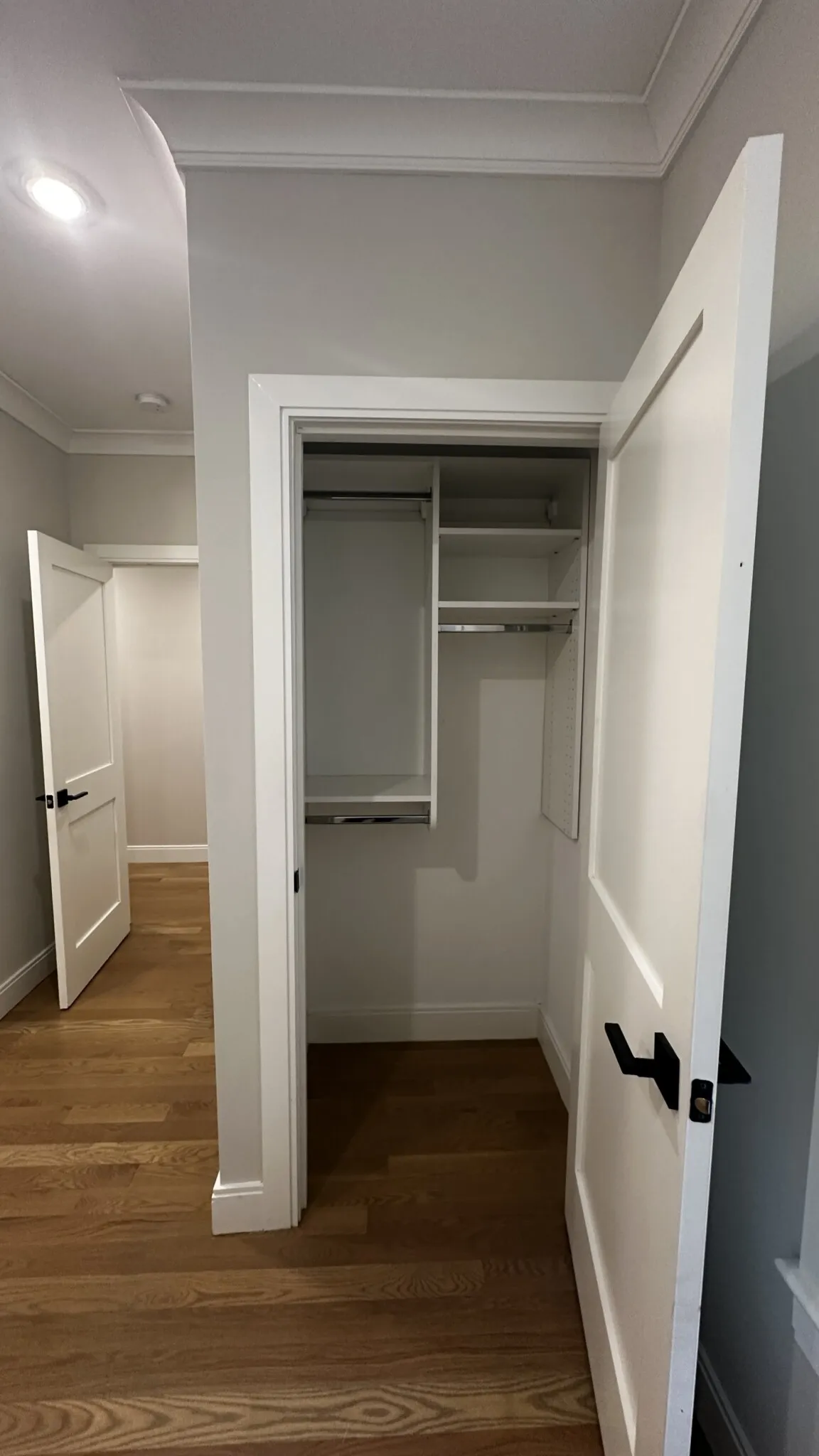 2 bed, 1 bath apartment for rent at 47 Englewood Ave Unit 7D, Brighton — photo 8 of 15