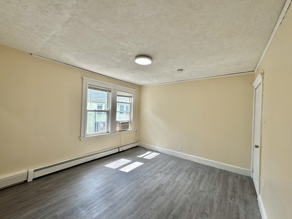 3 bed, 1 bath apartment for rent at 47 Estes St Unit 2, Everett — photo 16 of 20