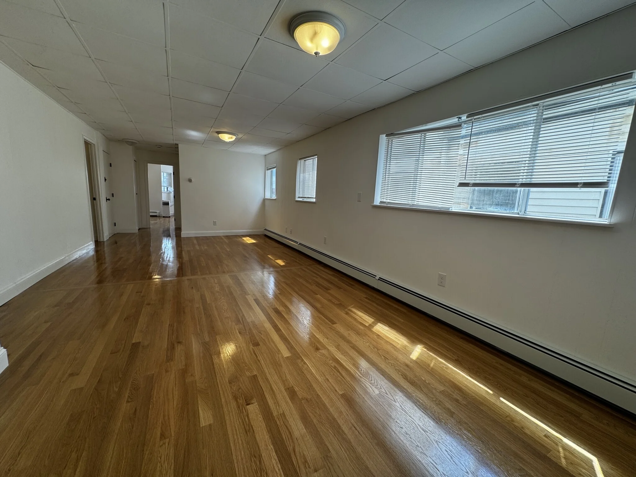 2 bed, 1 bath apartment for rent at 47 Everett St Unit 2, Everett — photo 4 of 14