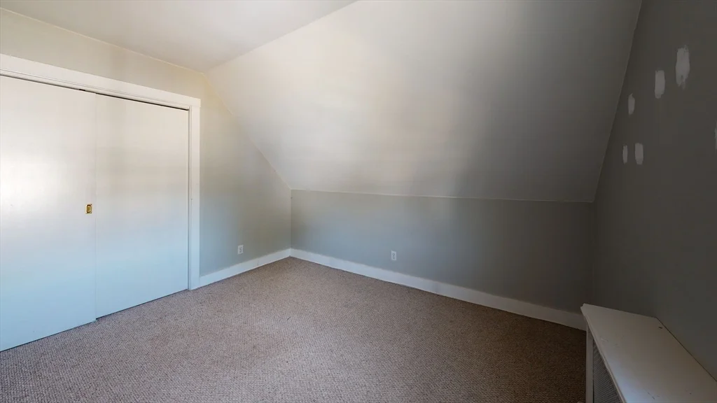 4 bed, 1 bath apartment for rent at 47 Fairbanks Unit 2, Brighton — photo 8 of 11