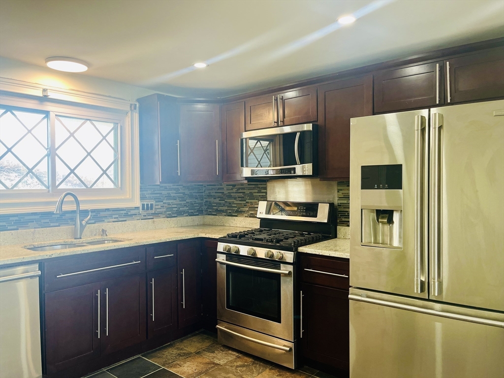 2 bed, 1 bath apartment for rent at 47 Fitch Ter Unit 0, Randolph — photo 10 of 10
