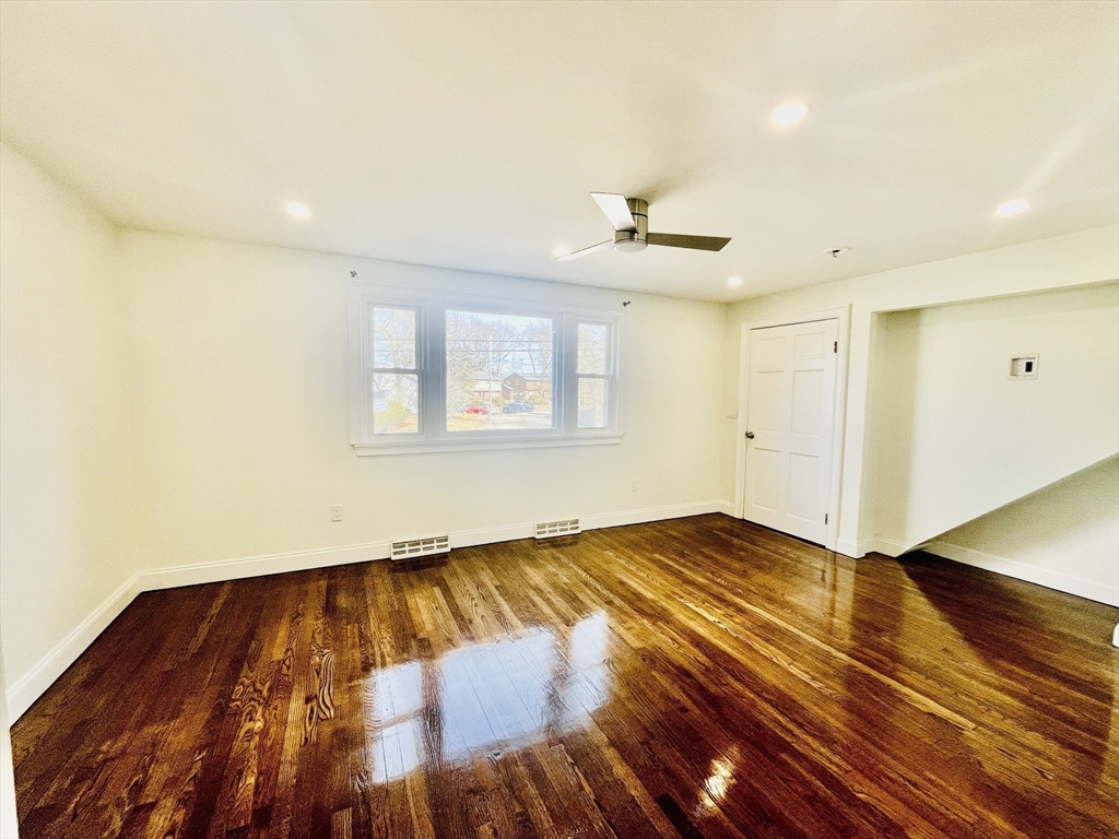 2 bed, 1 bath apartment for rent at 47 Fitch Ter Unit 0, Randolph — photo 6 of 10