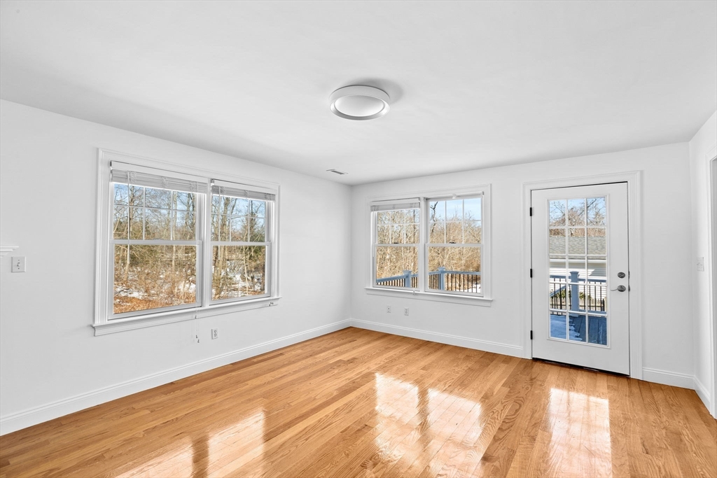 3 bed, 2 bath apartment for rent at 47 Fottler Rd Unit 1, Hingham — photo 10 of 24