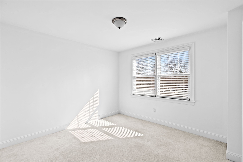 3 bed, 2 bath apartment for rent at 47 Fottler Rd Unit 1, Hingham — photo 15 of 24