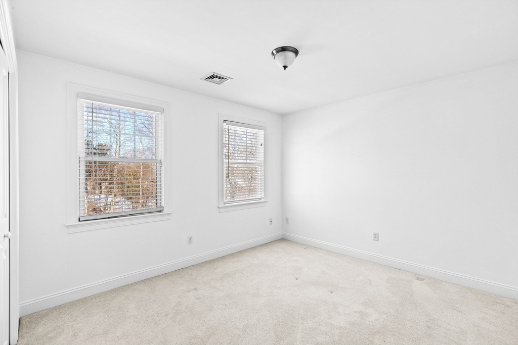 3 bed, 2 bath apartment for rent at 47 Fottler Rd Unit 1, Hingham — photo 14 of 24