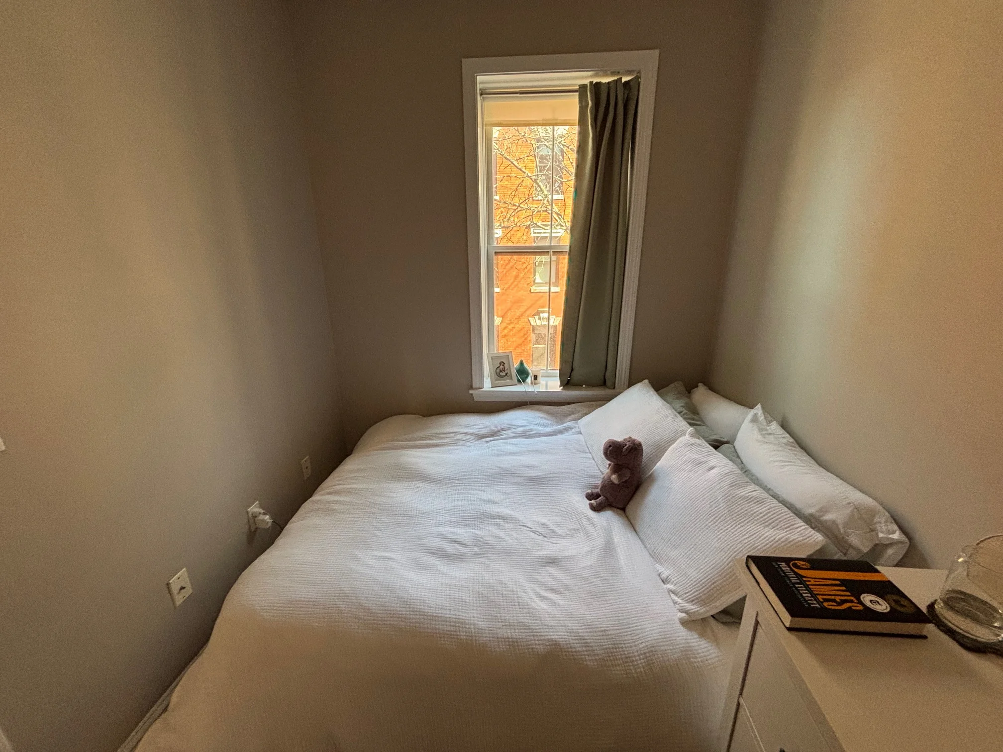 2 bed, 1 bath apartment for rent at 47 Garden St Unit 5, Beacon Hill — photo 16 of 17