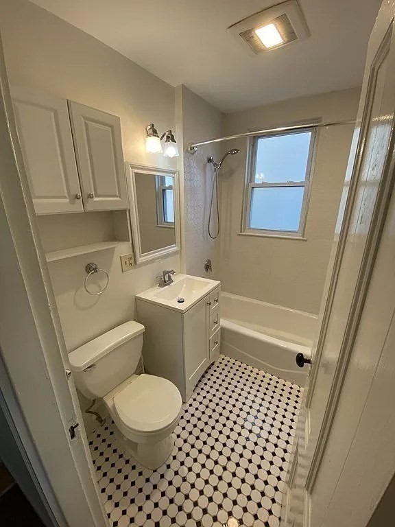 2 bed, 1 bath apartment for rent at 47 Gardena Unit 1, Brighton — photo 8 of 8